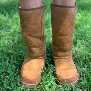 UGG, Brown, used, size 8